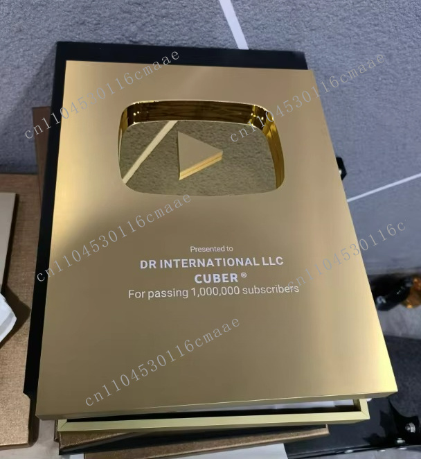 Play button prizes, aluminum s - Esports Gaming Trophy ulasan dan harga