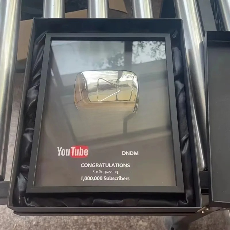 YouTube and Bilibili Game Butt - Esports Gaming Trophy ulasan dan harga